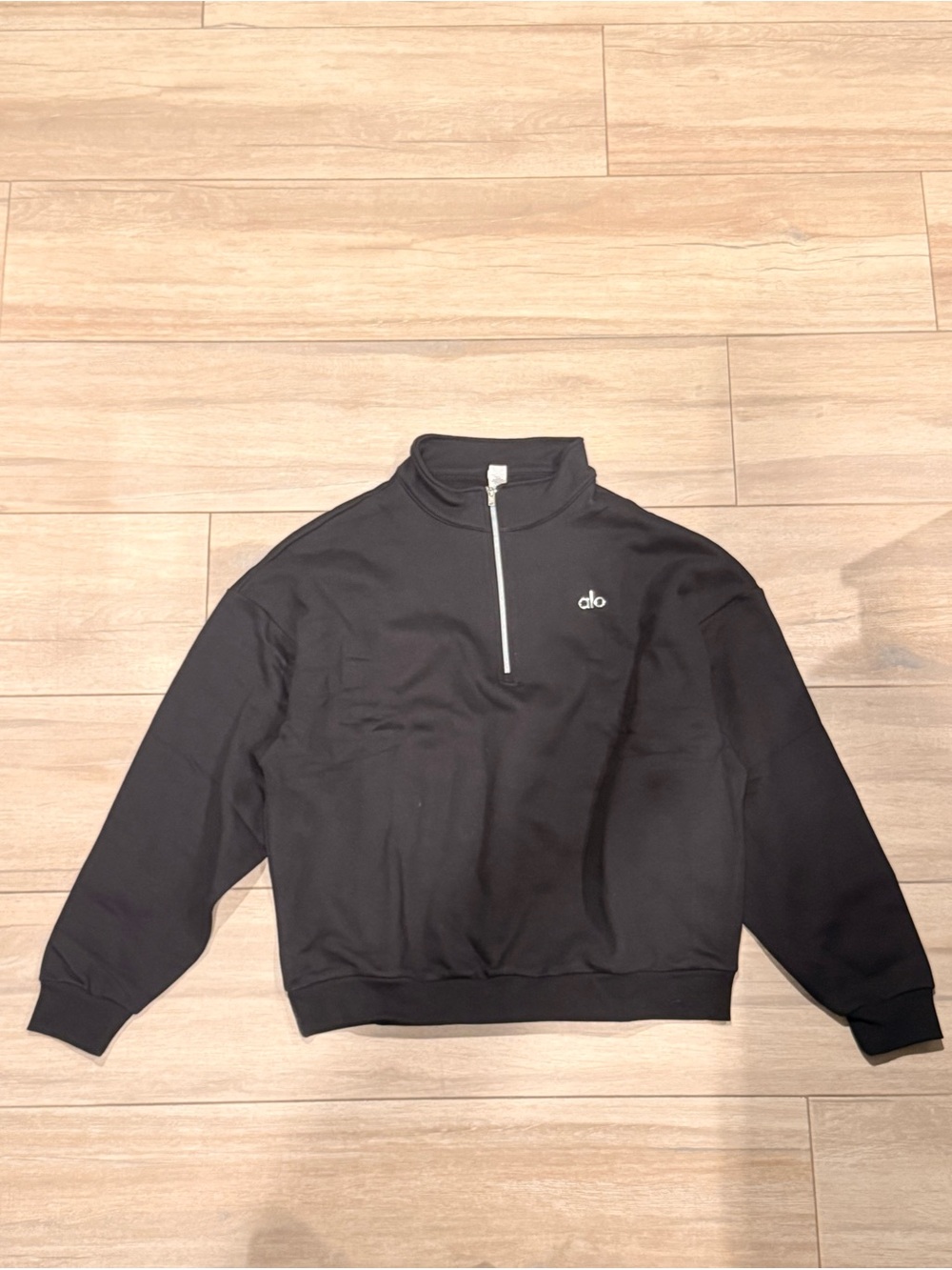 ALO Yoga Men’s Black Half-Zip Pullover Sweater